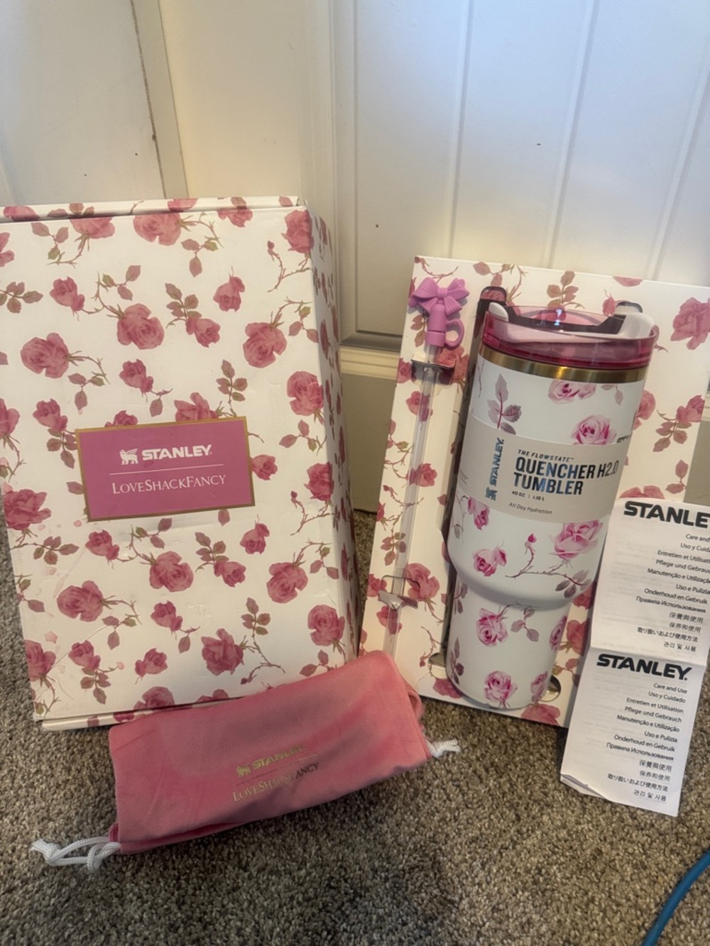 Stanley Love Shack Fancy Ribbon Rosa and White Quencher H2.0 Tumbler 💕🌸